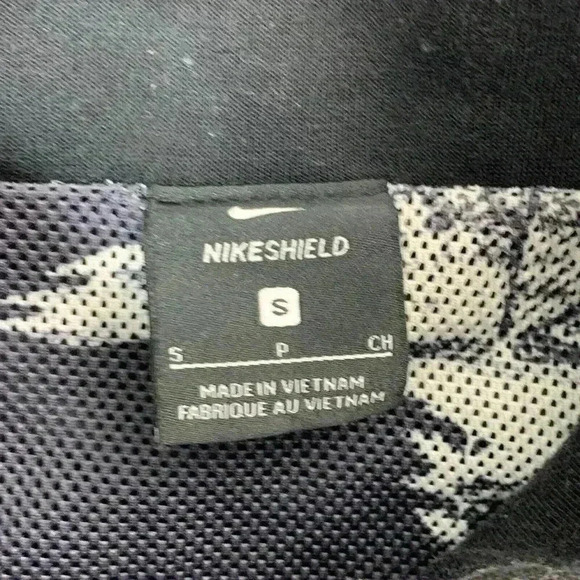 Nike Jacket Womens Small Black Full Zip Hyperadapt Shield Sweatshirt Av3702-010 - Picture 6 of 12